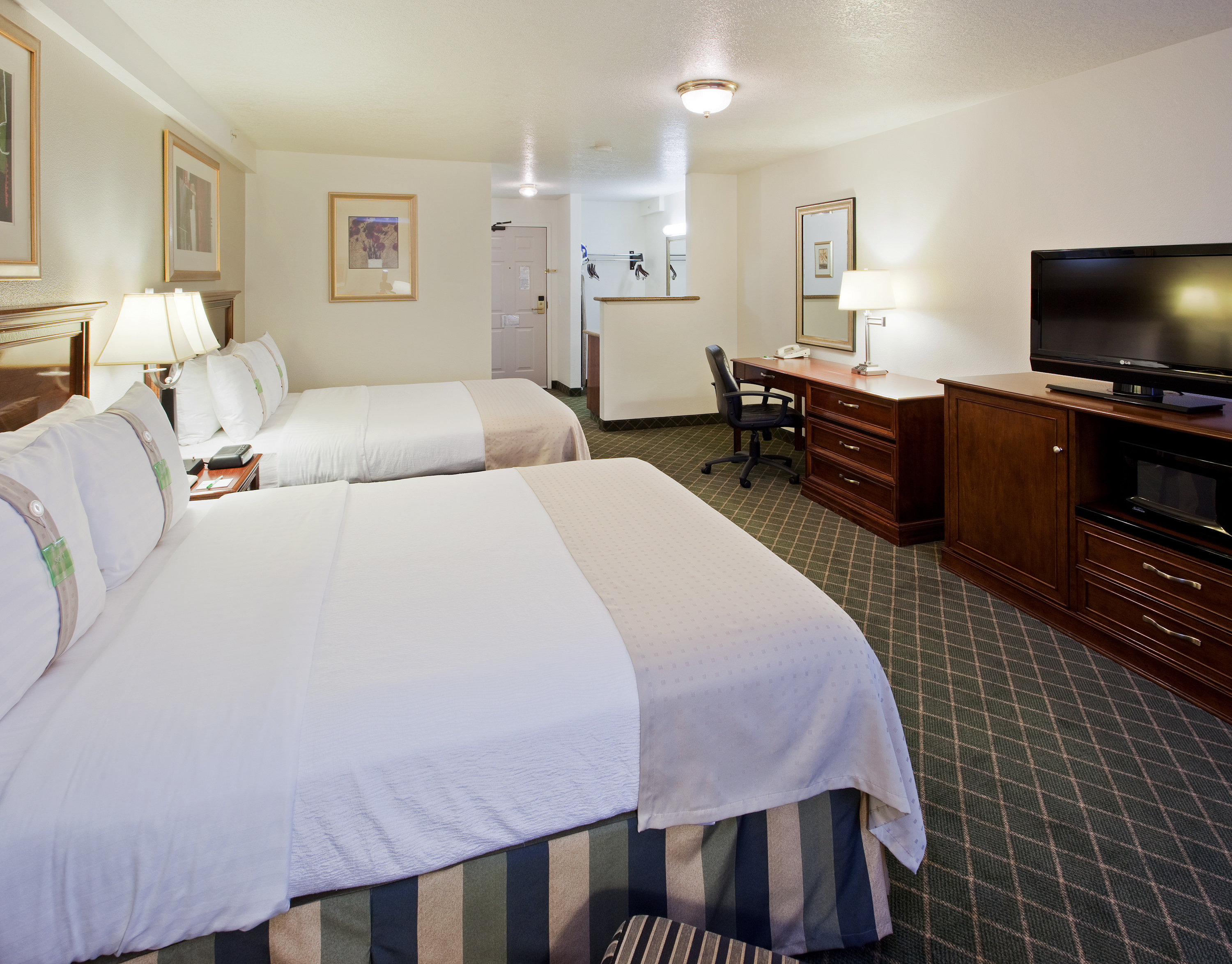 Holiday Inn Redding 15/68