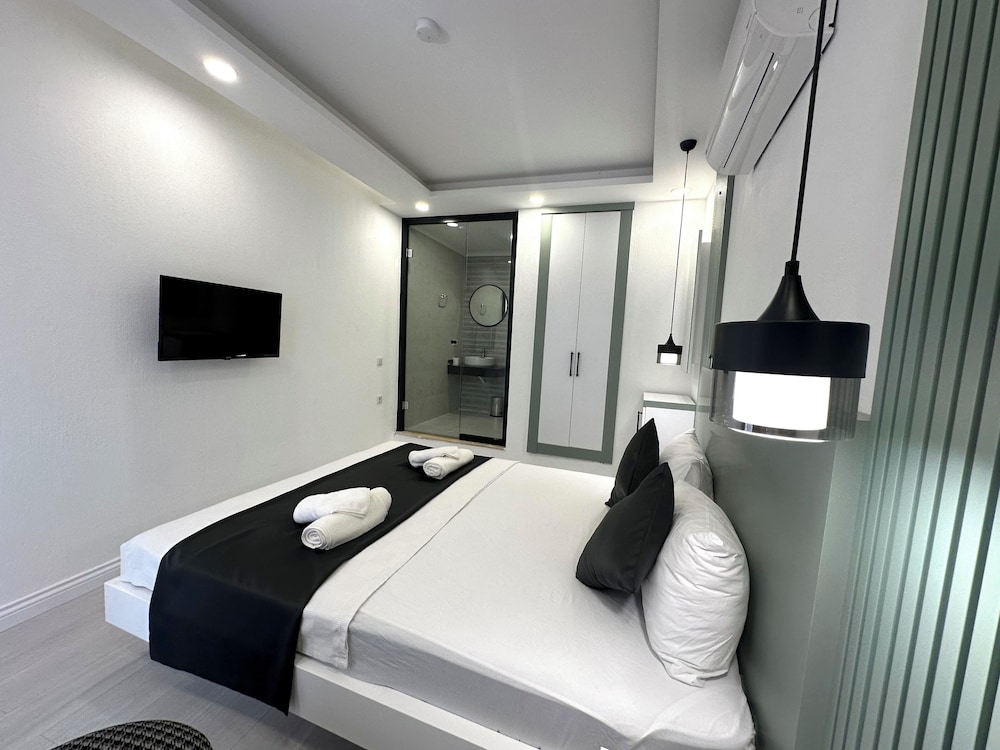 ECONOMY, QUEEN BED, GARDEN VIEW, GROUND FLOOR