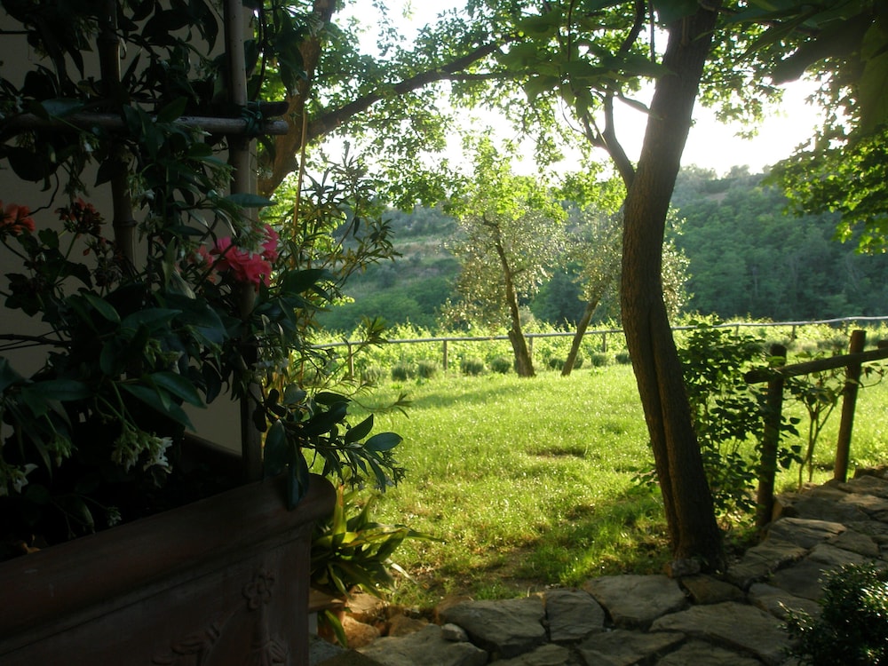 Fattoria Di Poggiopiano 36/50