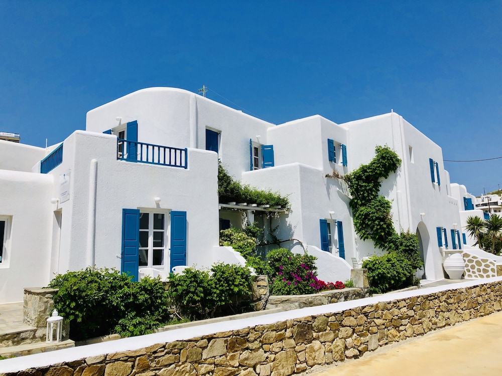 Cyclades Studios 5/49