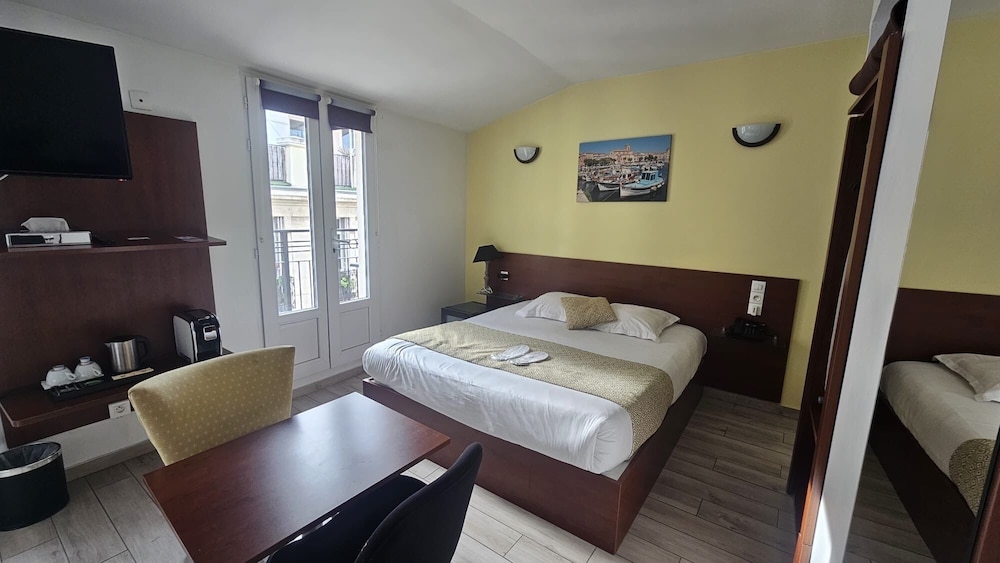 Massilia Hotel 10/50