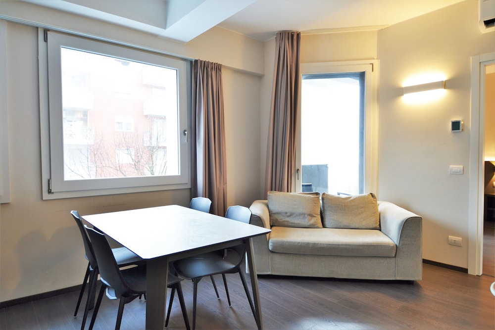 Venice Terminal Apartments and Suites 21/30