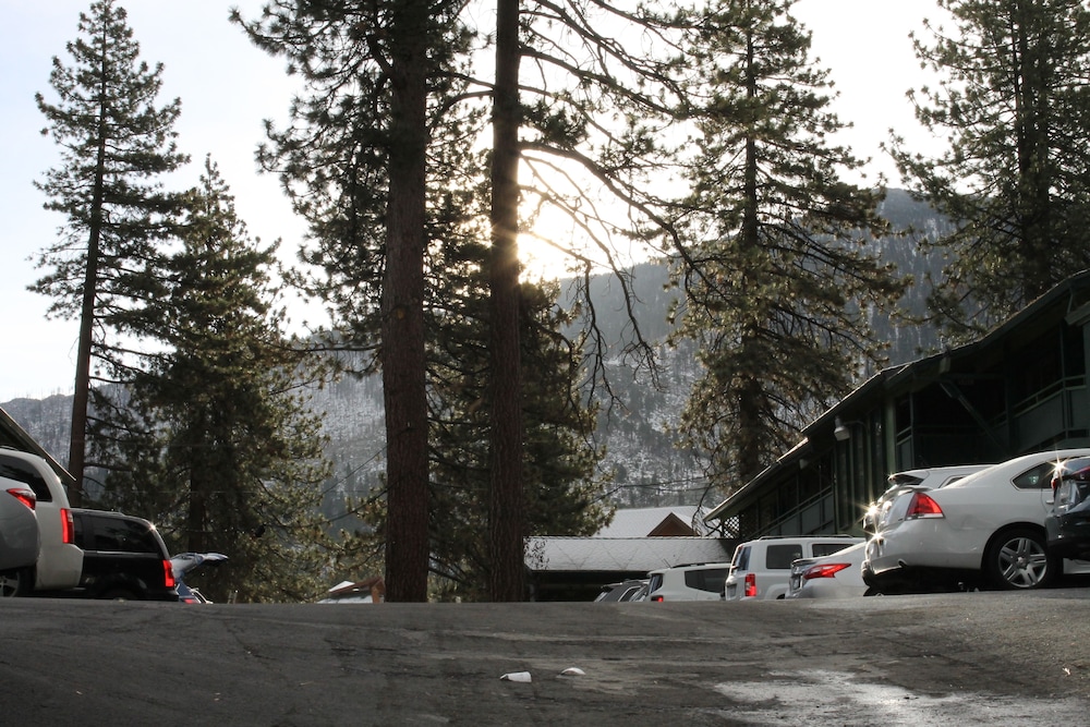 Big Pines Mountain House 56/67