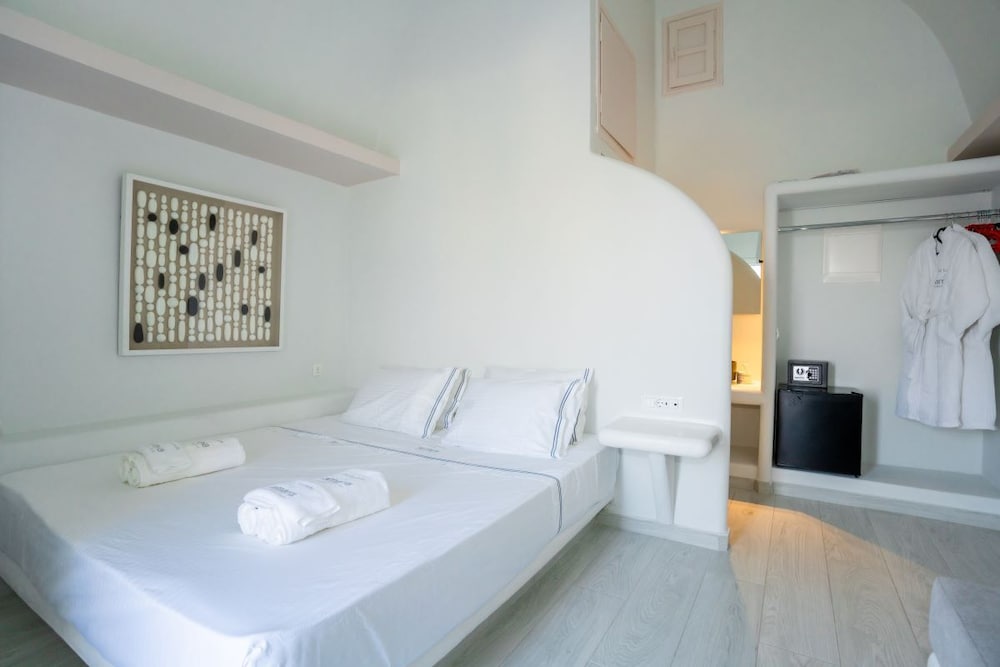 Zen, King Bed, Sea View, Sofa