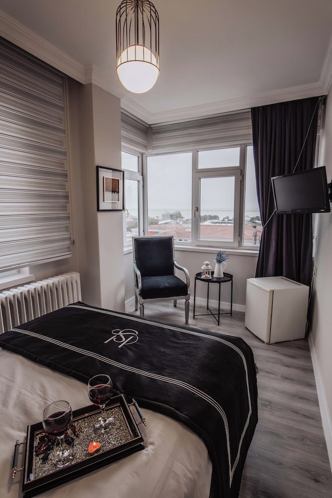 Grand Desi Hotel 31/50