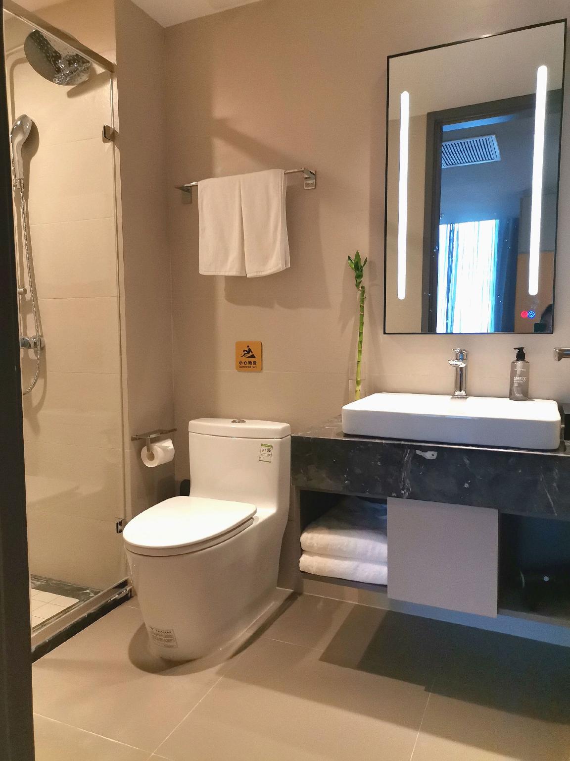 Home Inn Selected (Jinzhou Medical University Affiliated Hospital) 47/48