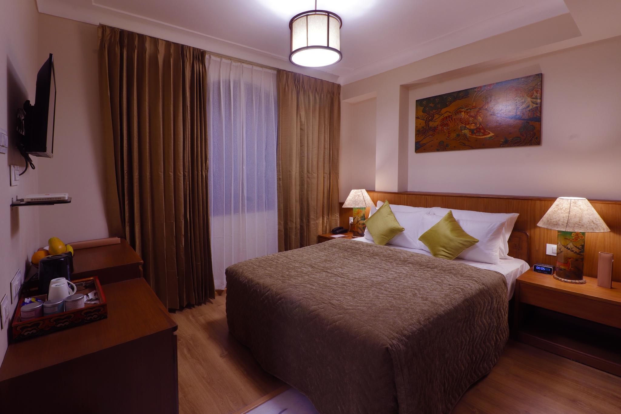 Denzong Shangrila Lords Inn Gangtok 11/44