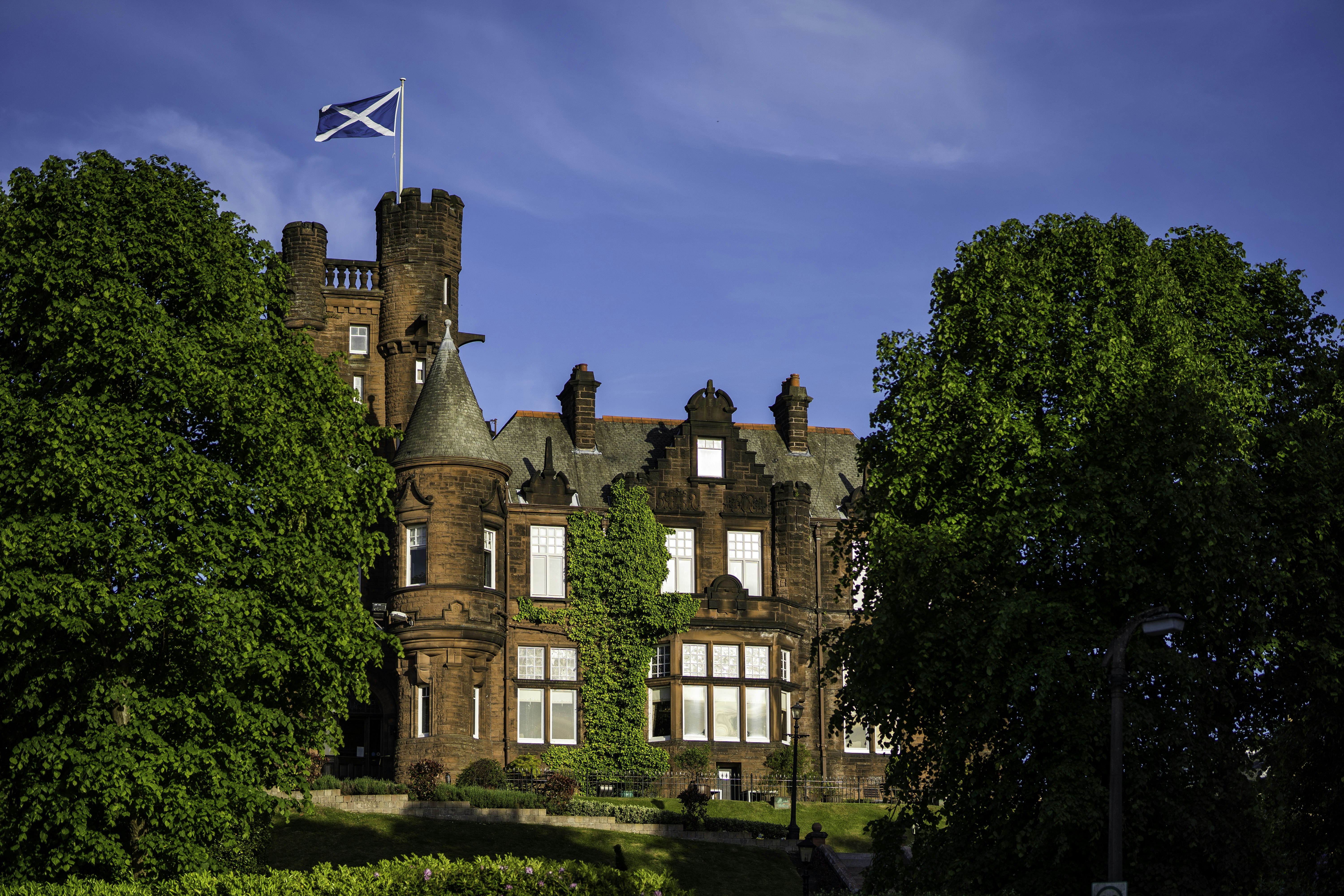 Sherbrooke Castle Hotel 51/53