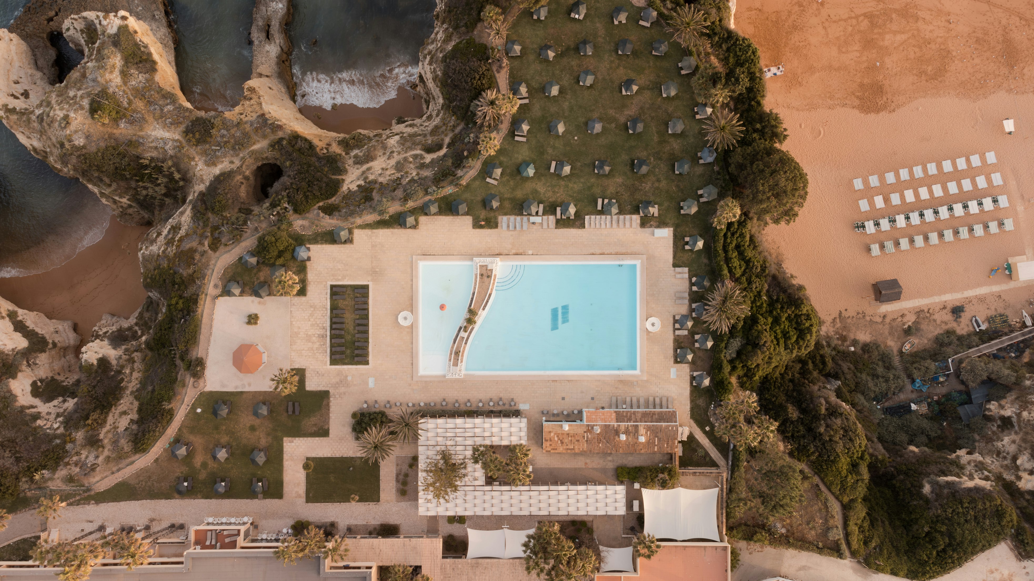 Pestana Viking Beach and Golf Resort 74/83
