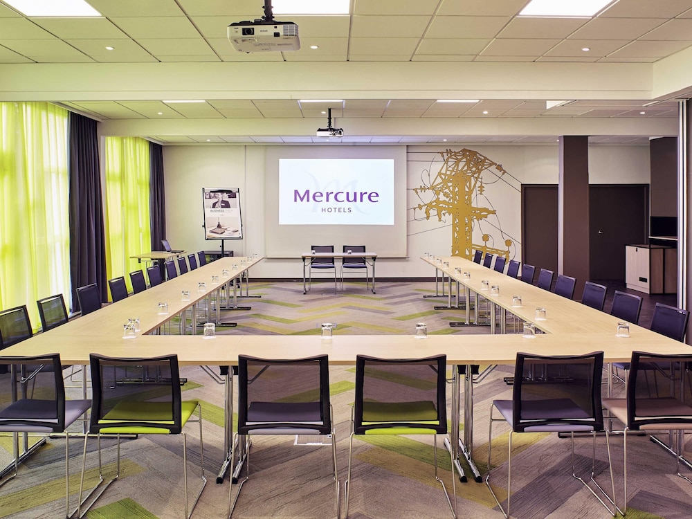 Mercure Paris Sud Les Ulis Courtaboeuf 62/68