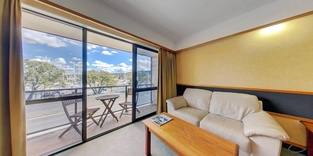 Distinction Whangarei Hotel And Conference Centre 11/49