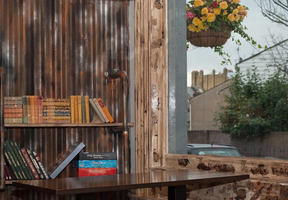 Book a Bed Hostels (ex. Venture Hostel) 62/64