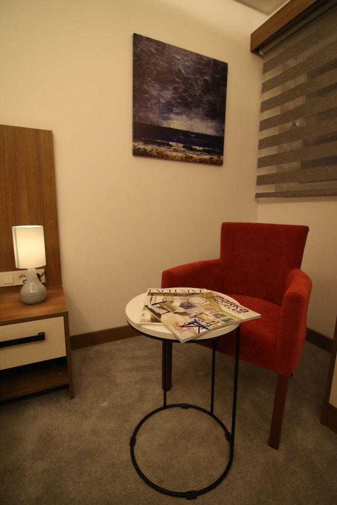 Rivada Otel 24/40