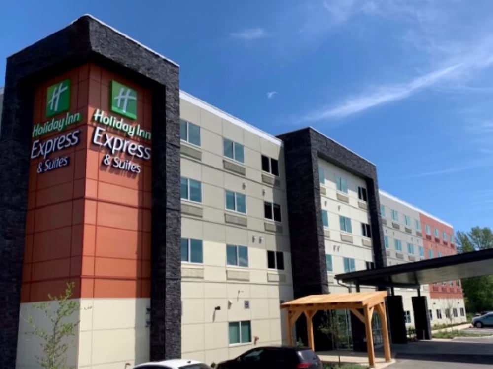Holiday Inn Express & Suites COURTENAY - COMOX in BRITISH COLUMBIA