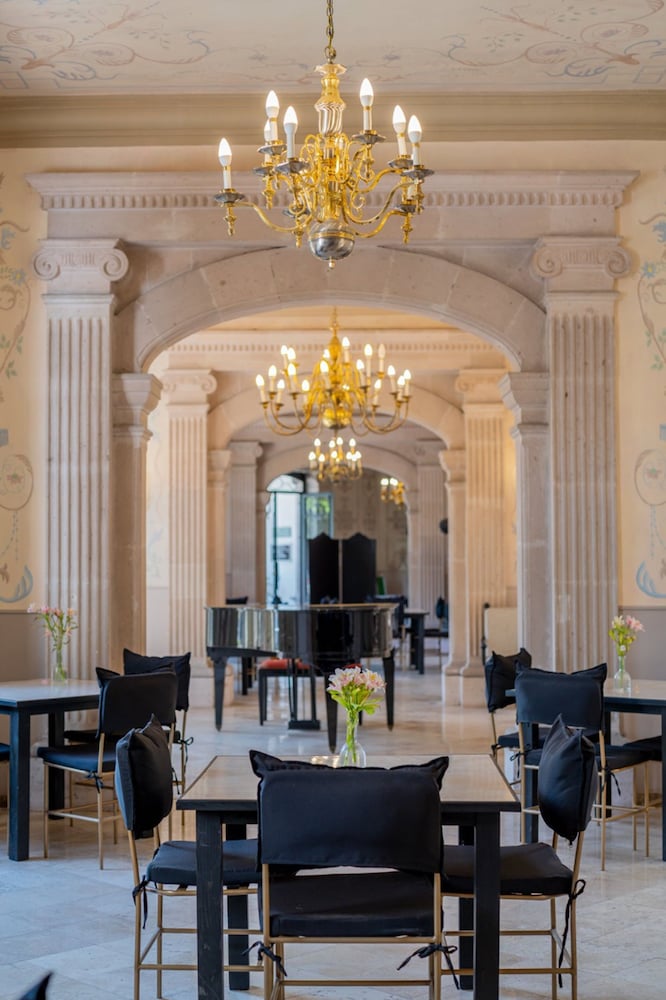 Gran Hotel Alameda 50/65
