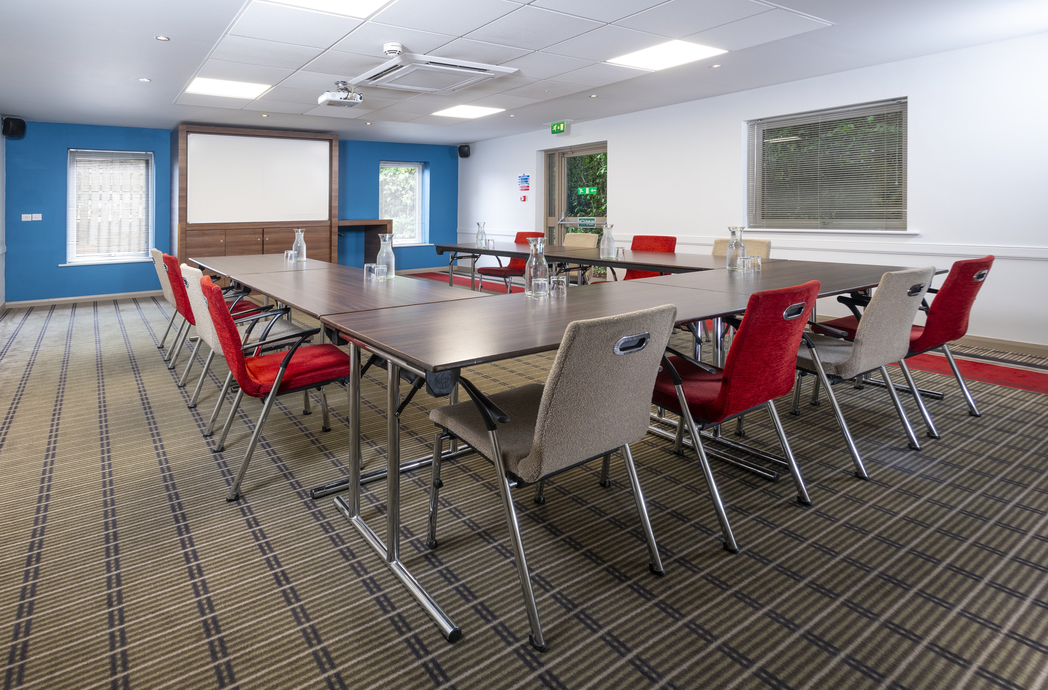 Holiday Inn Express Taunton 47/55