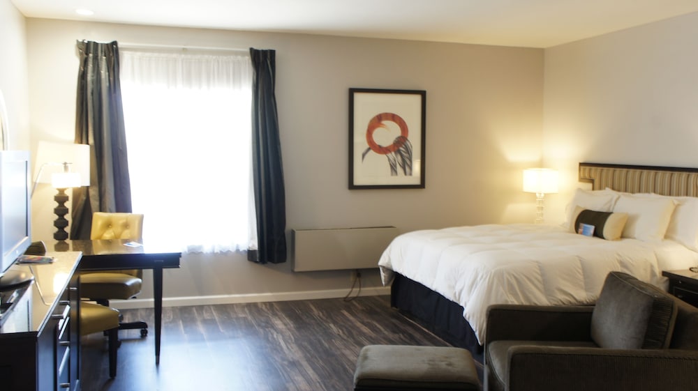 Rodeway Inn And Suites Heritage 24/69