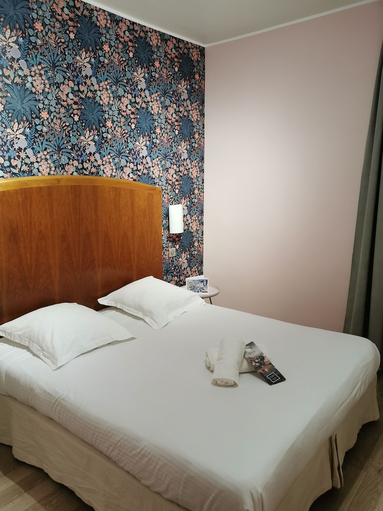 Grand Hôtel Dauphiné 17/75