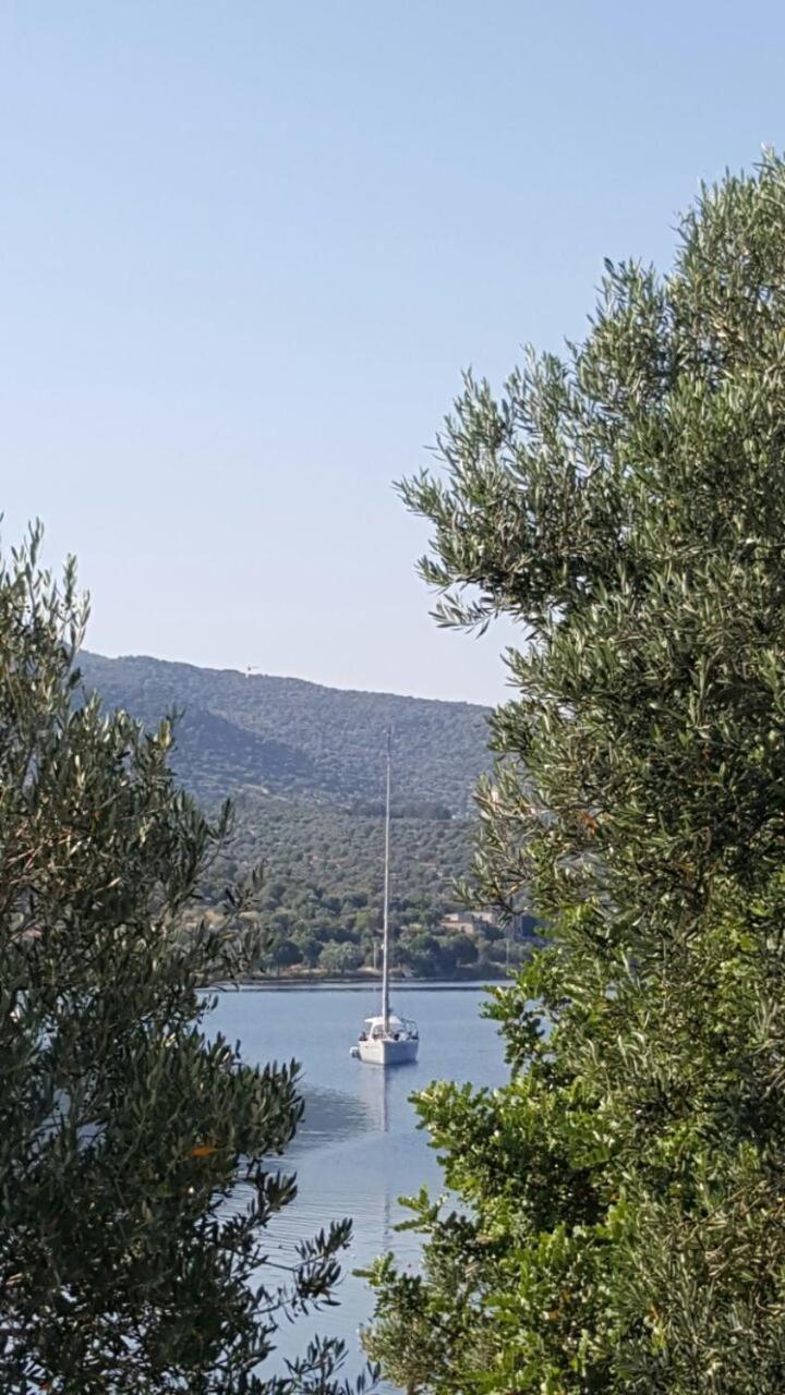 Kalem Adasi & Oliviera Resort Hotel 59/61