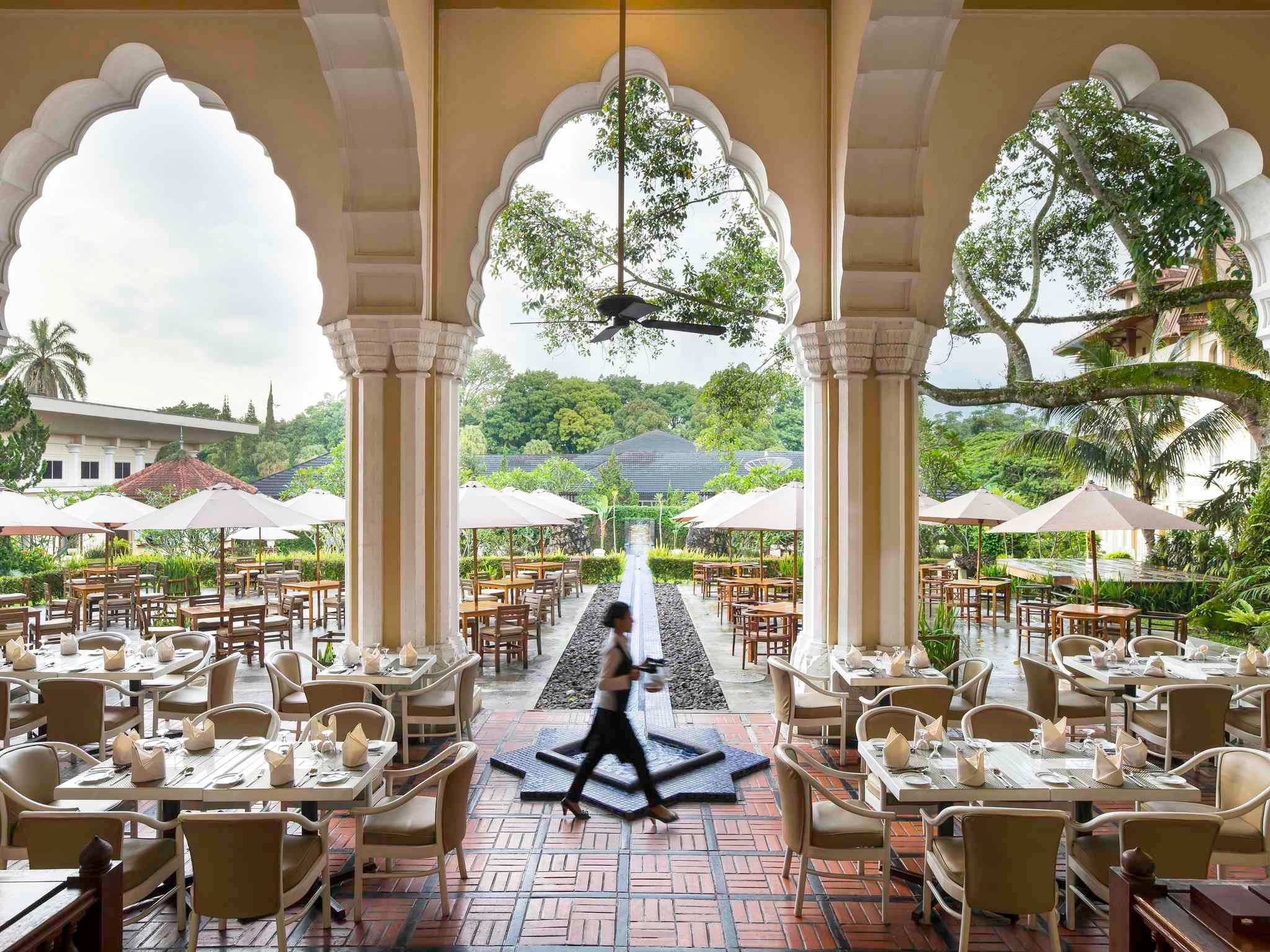 Grand Gallery Bukittinggi 19/22