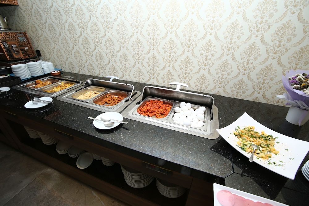 Grand Silay Hotel photo4