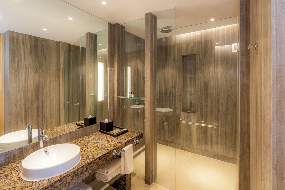Hyatt Regency Pune Hotel and Residences 78/79