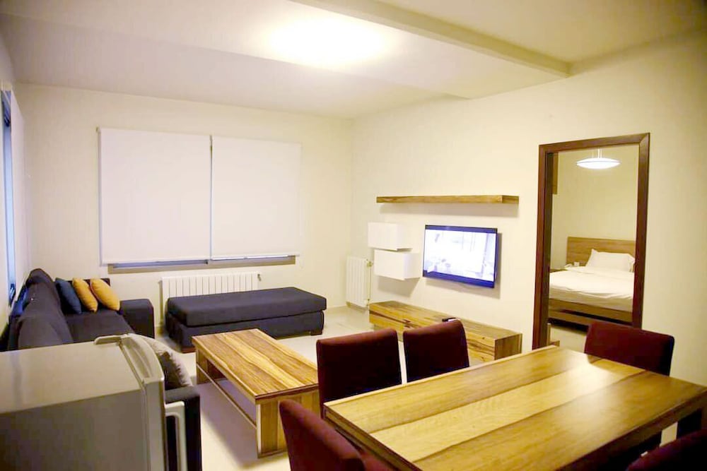 ONE TO ONE HOTEL 32/53
