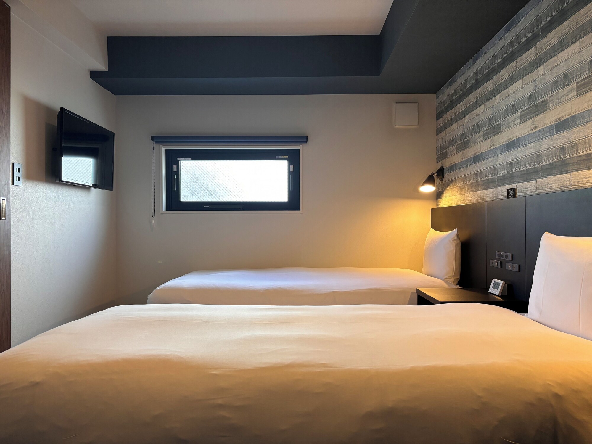 غرفة قياسية بسريرين منفصلين، Hotel Tabard Tokyo 6/10