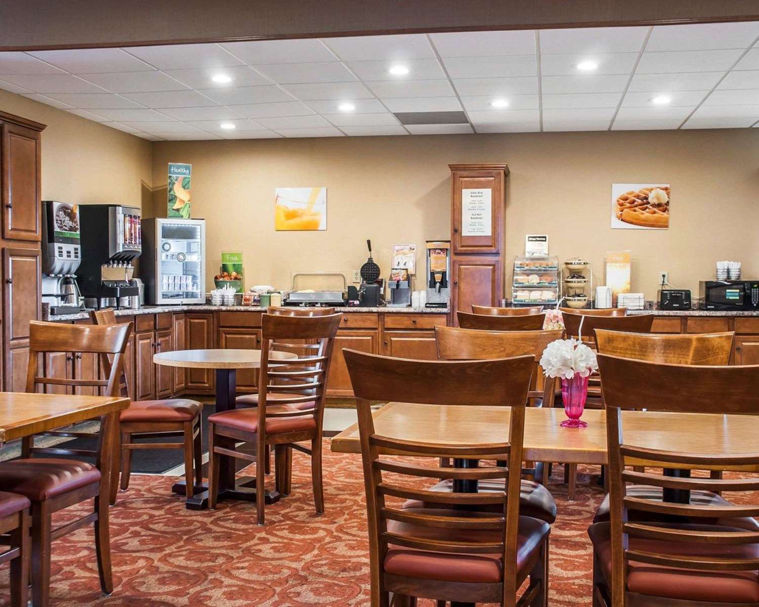 Quality Inn Buffalo Airport 25/28