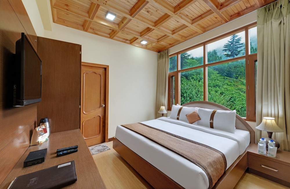 4 BEDROOMS, FAMILY, COTTAGE, VALLEY VIEW, PATIO
