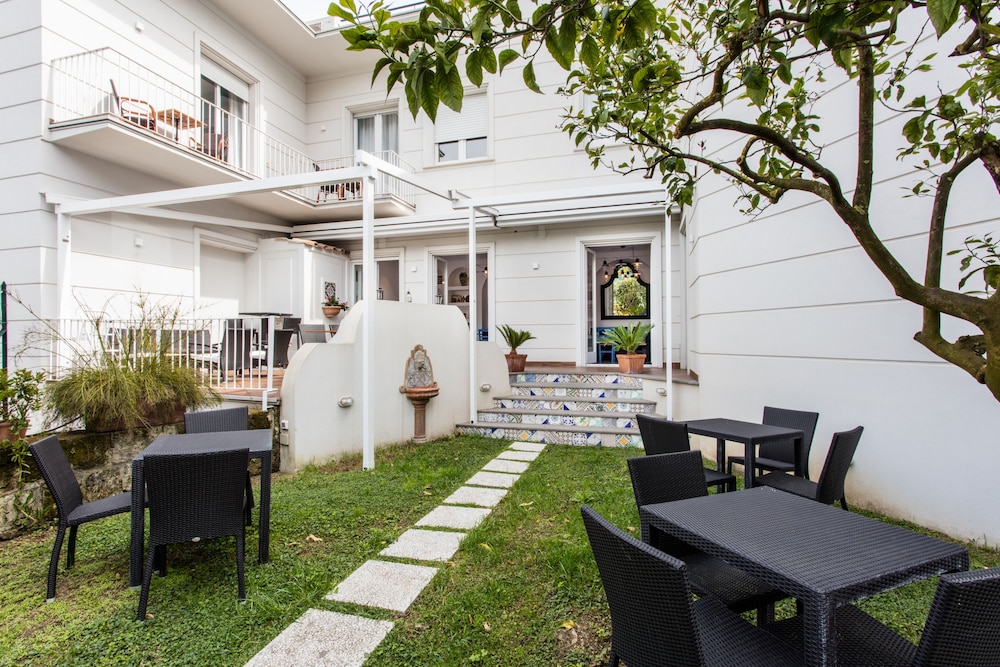 Hotel Mignon 54/61