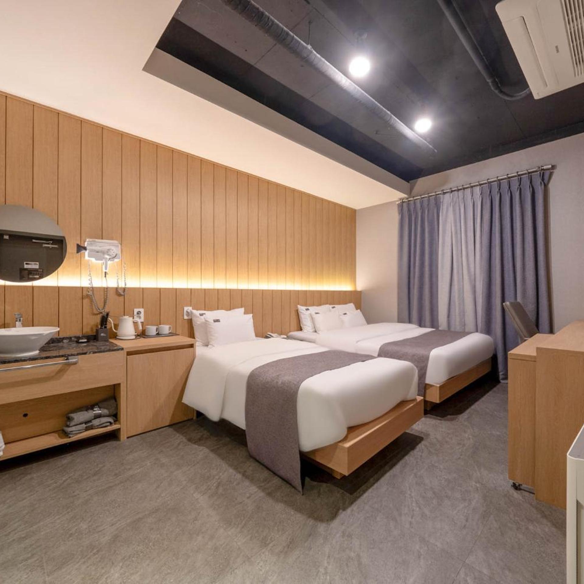 Cheonho Aria Hotel 15/50