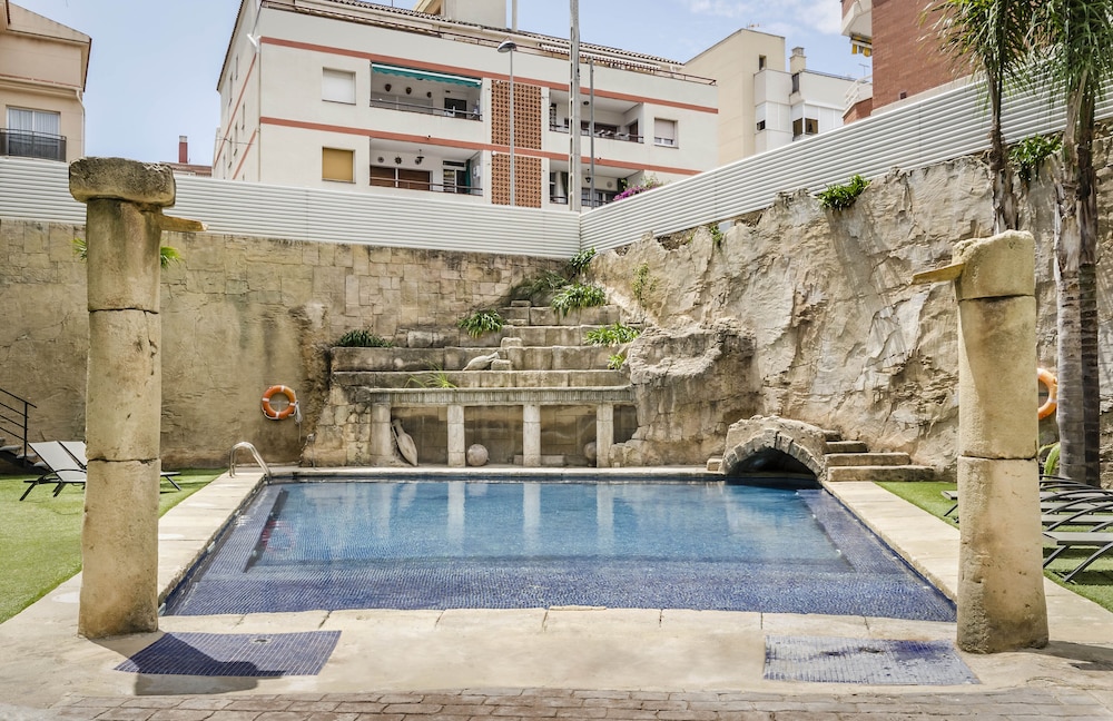 Dorma Cunit Suites & SPA 54/60