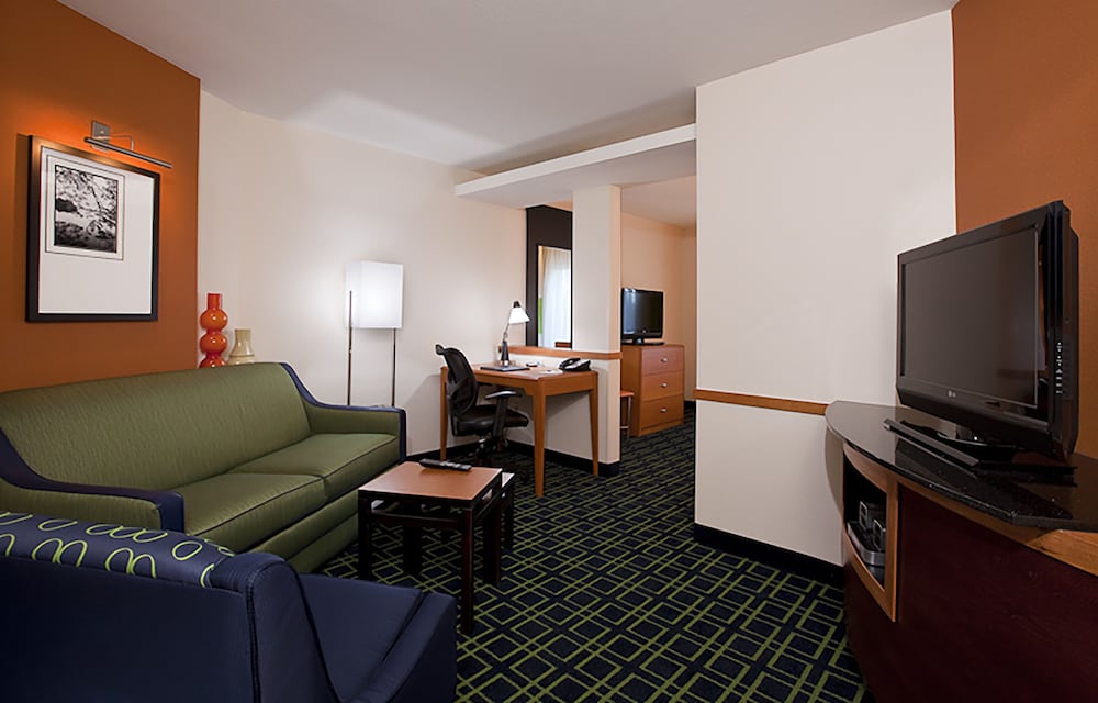 Fairfield Inn And Suites By Marriott Ft Pierce 23/50
