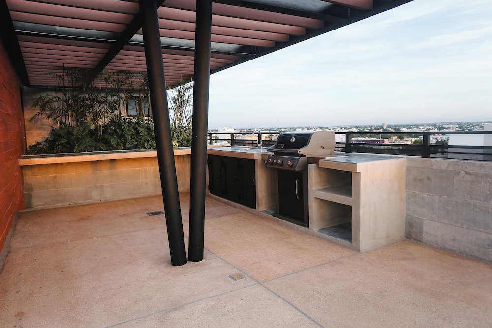 EVERGLADES SUITES 30/50