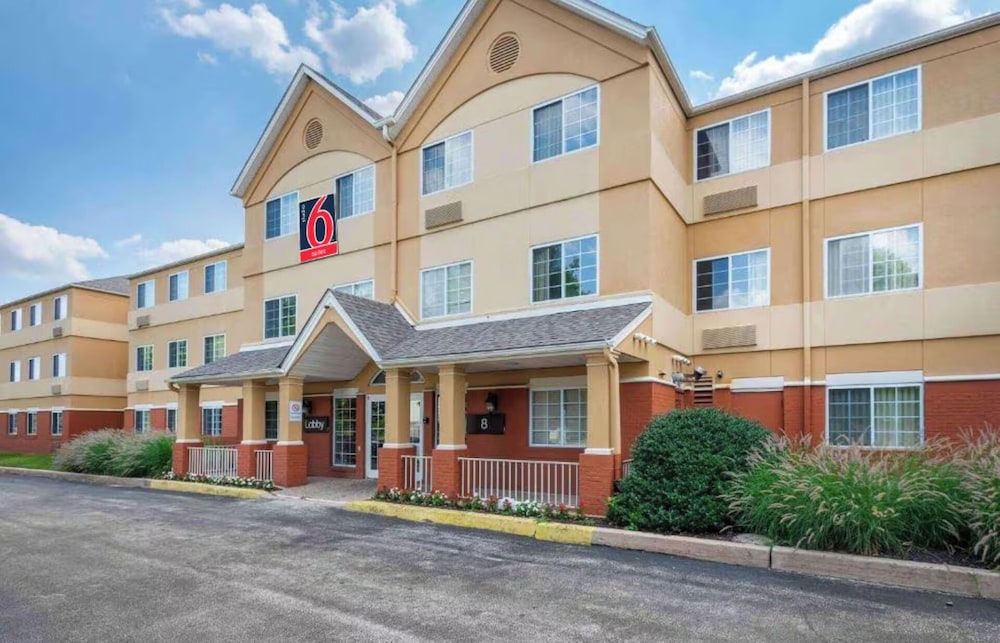 Studio 6 Corporate Extended Stay Philadelphia Malvern Swedesford Rd. PA 53/56
