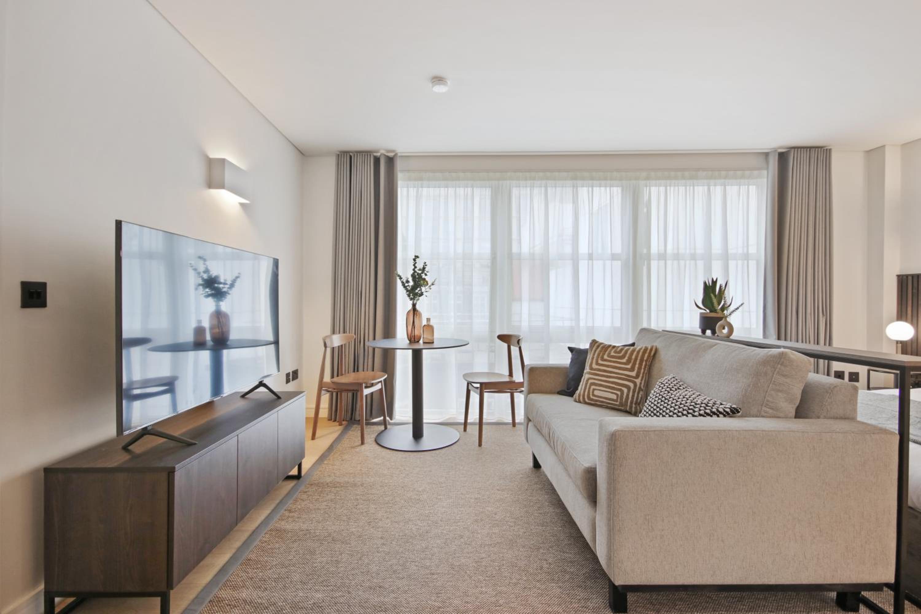 Bow Lane by Aeria Apartments 17/26