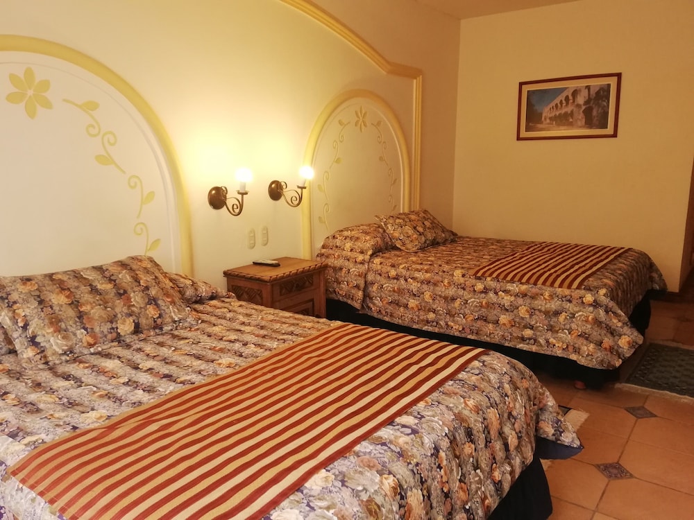 Hotel La Pitaya 24/69