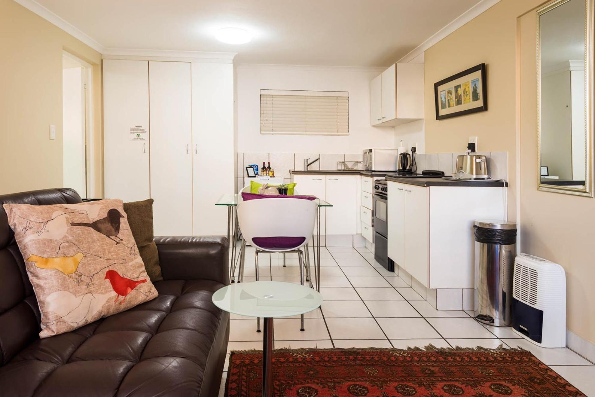 Westville Bed Breakfast Guest House 83/99