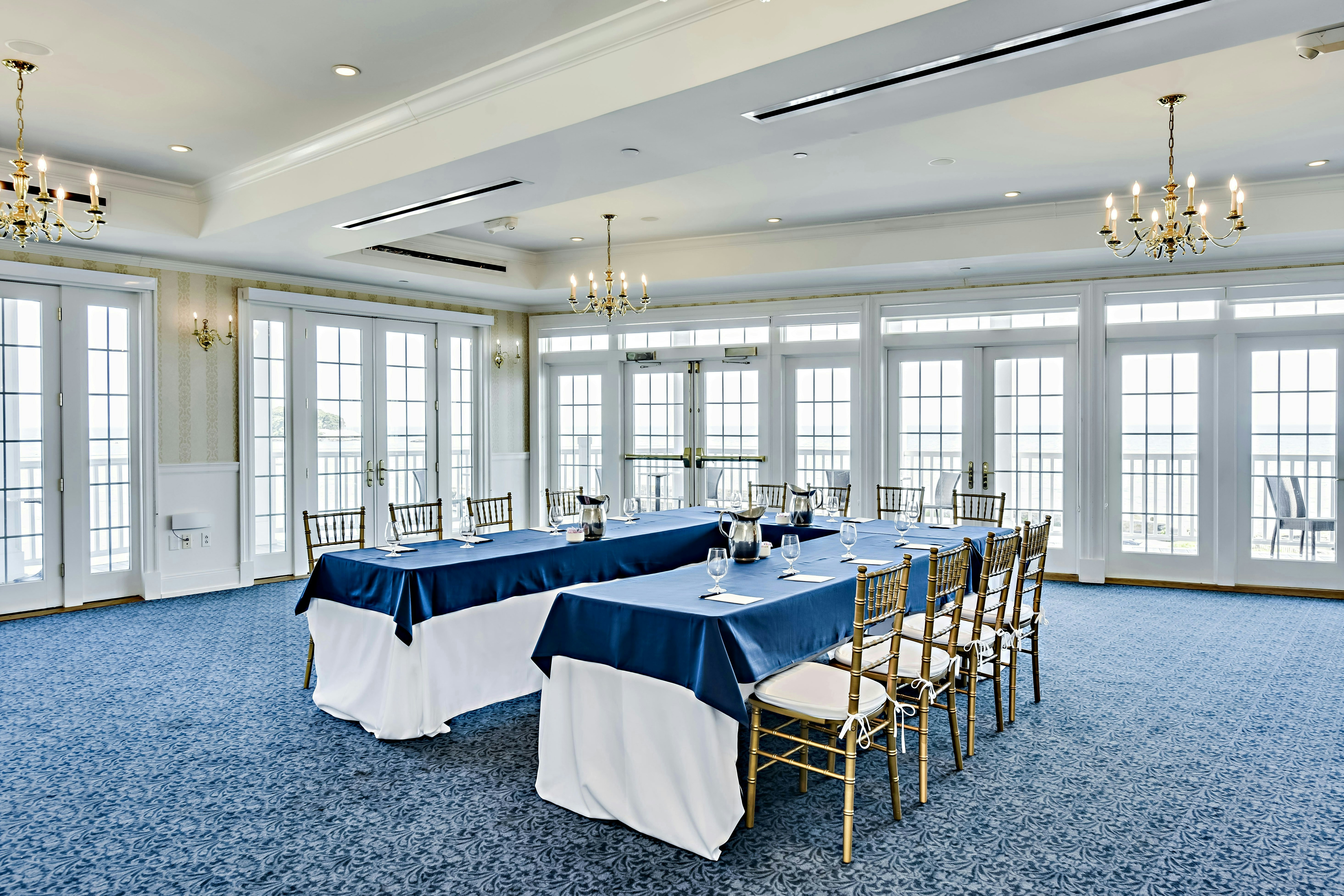 Madison Beach Hotel, Curio Collection by Hilton 61/88