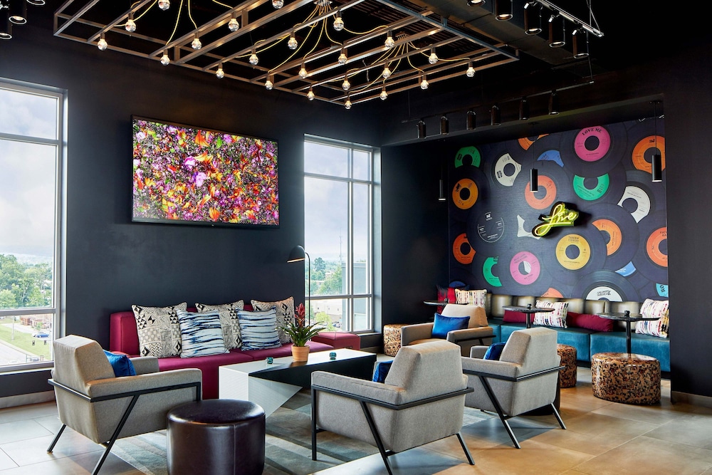Aloft Chattanooga Hamilton Place 37/62