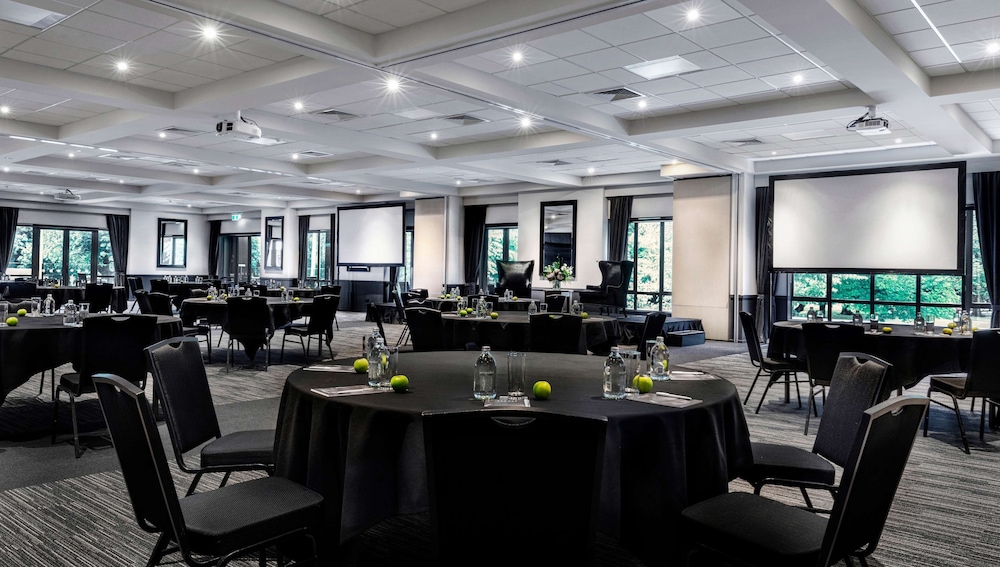 Rydges Latimer Christchurch 40/50