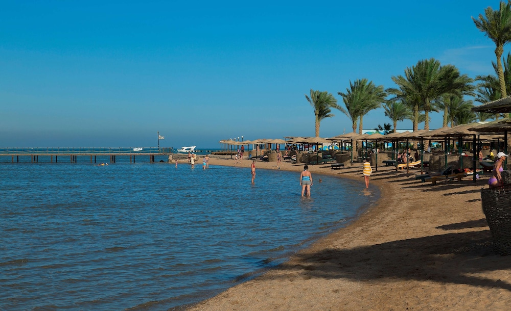 Golden Beach Resort 48/50