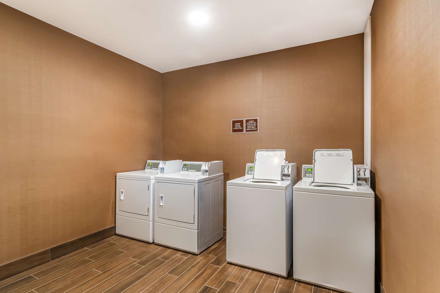 Best Western Plus Kindersley Hotel 6/40
