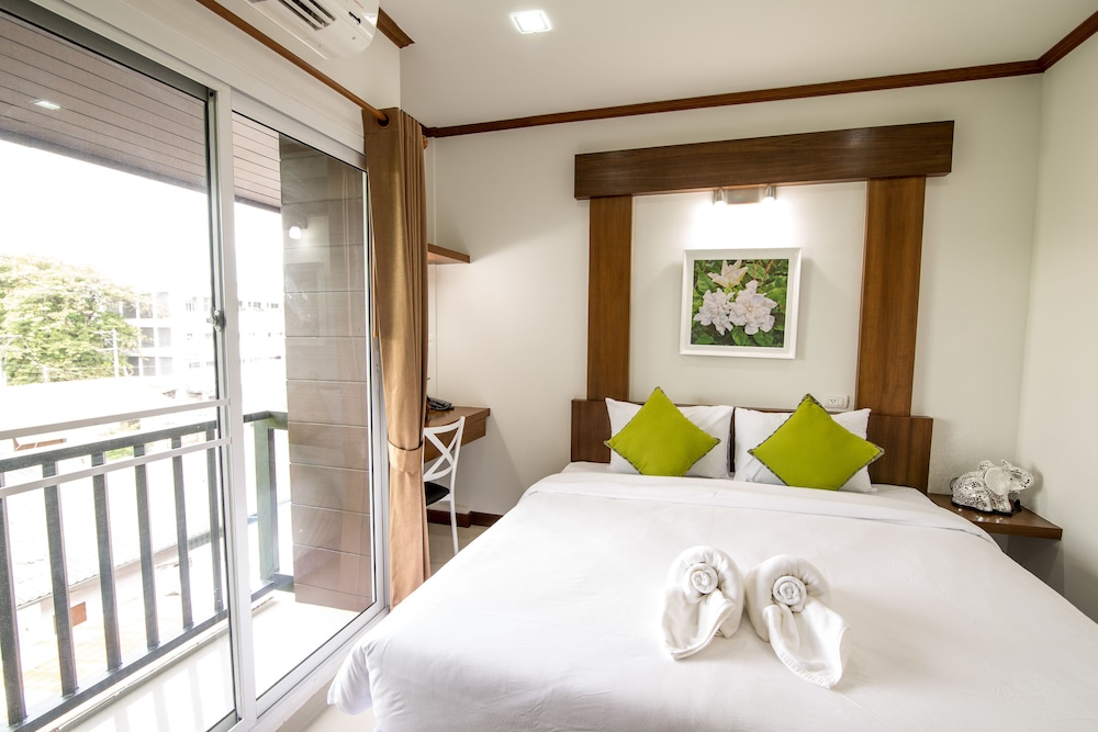 COZYTEL CHIANGMAI 24/66