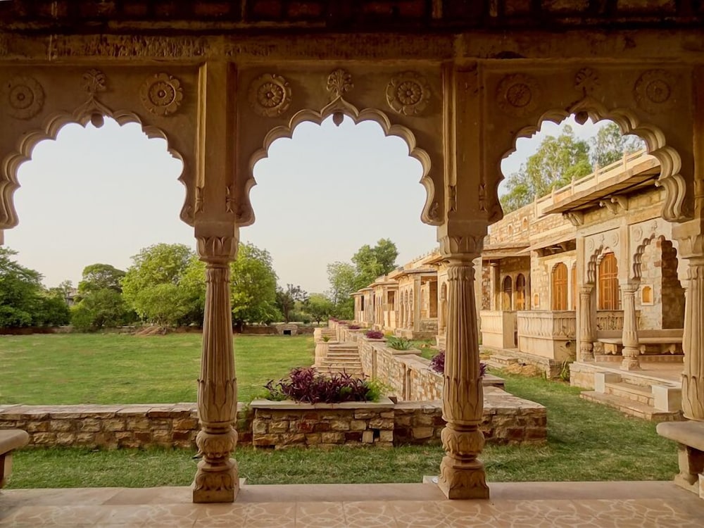 Neemrana's - Deo Bagh 41/48