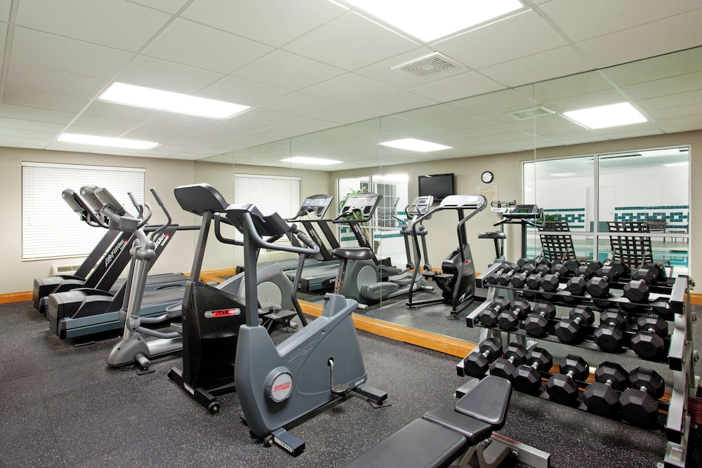 Holiday Inn Express Hotel And Suites Chicago Deerfield Lincoln 29/50