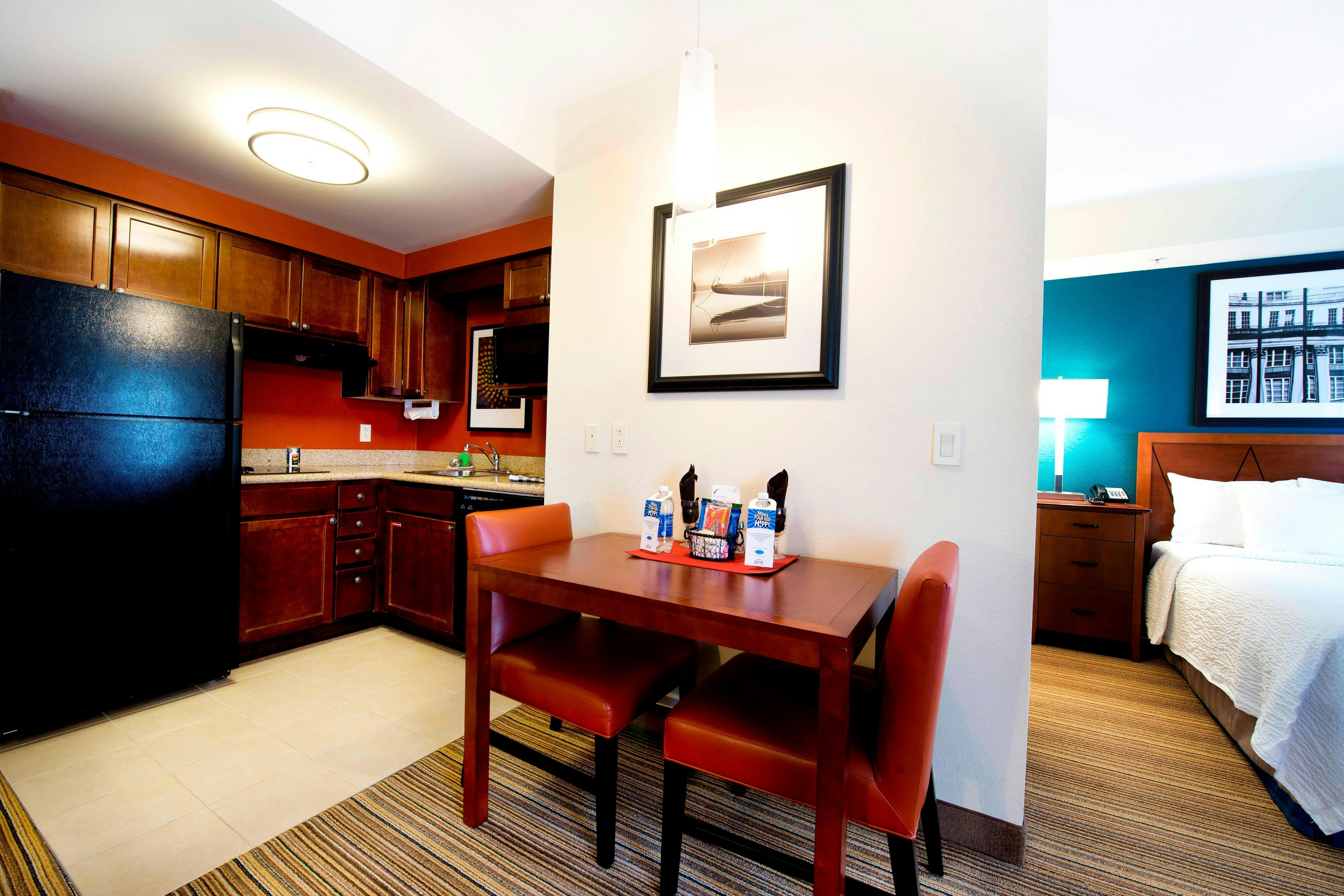 Residence Inn By Marriott Mississauga Arpt Corp Ctr West 15/50