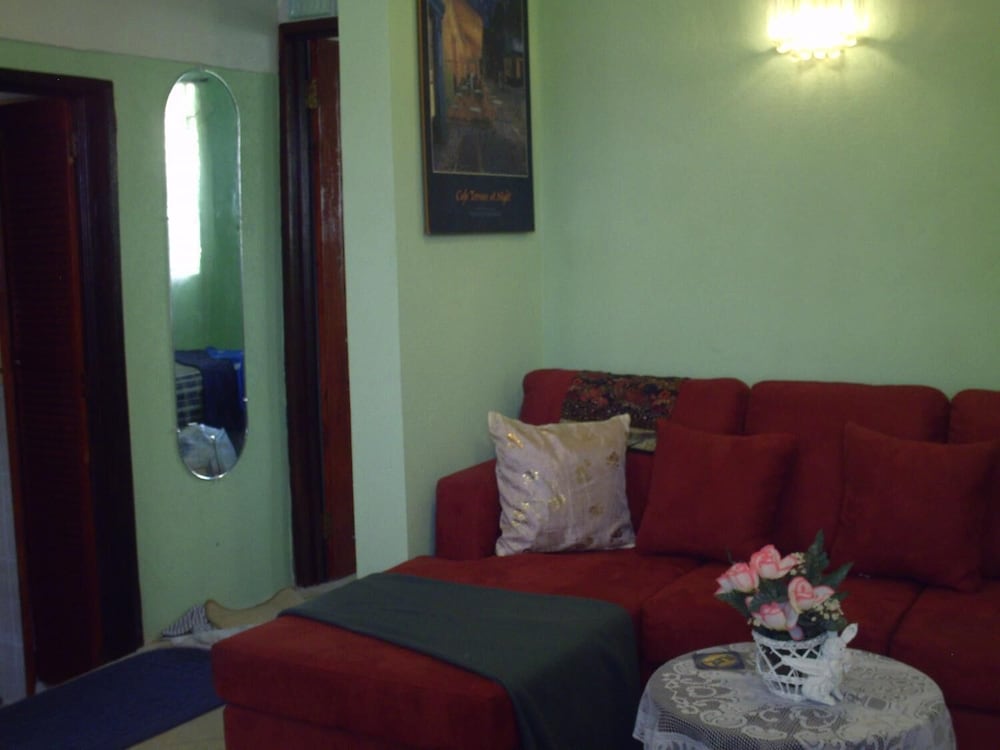 LeMarida Suites 10/48