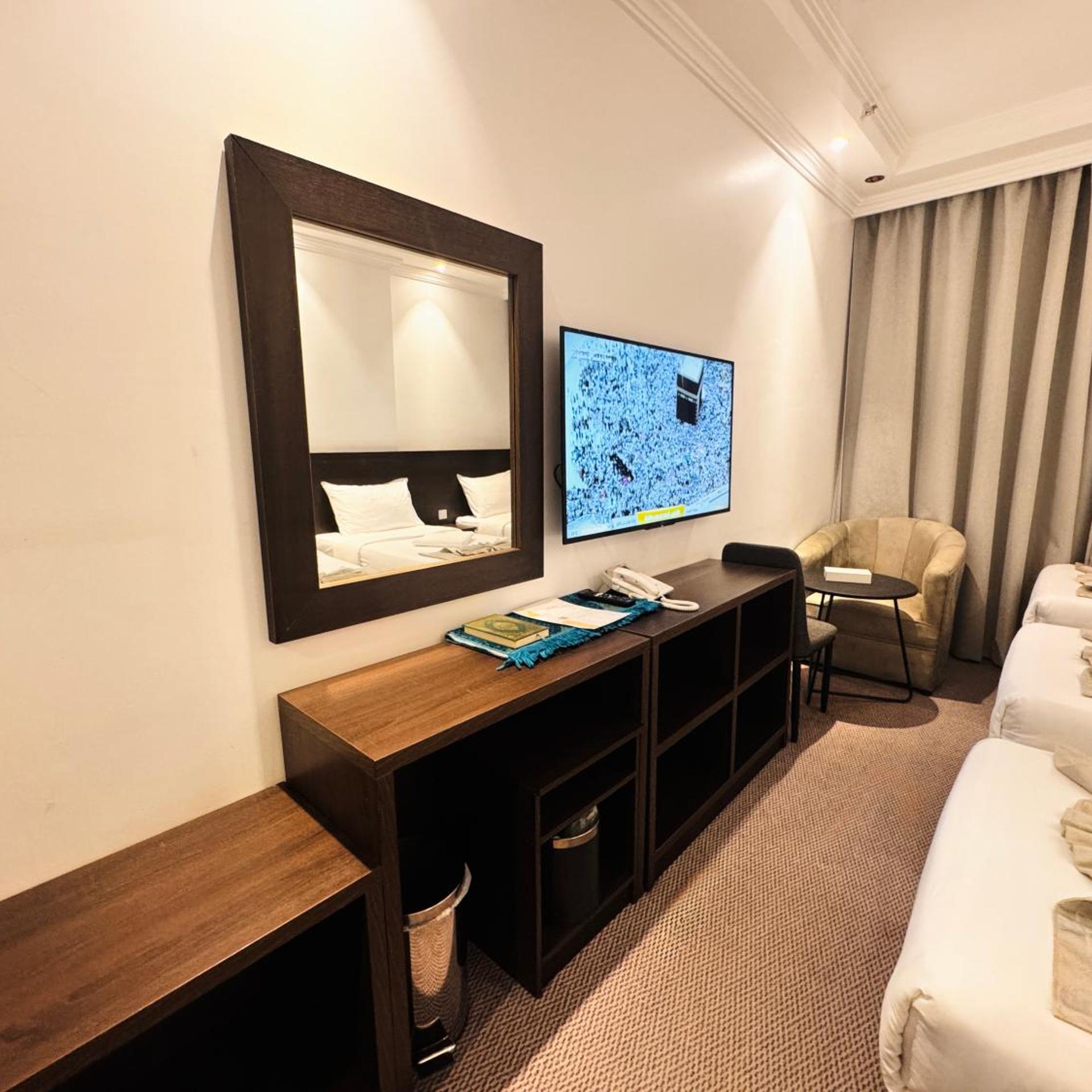 Cent Al Azizia Hotel Makkah 47/59